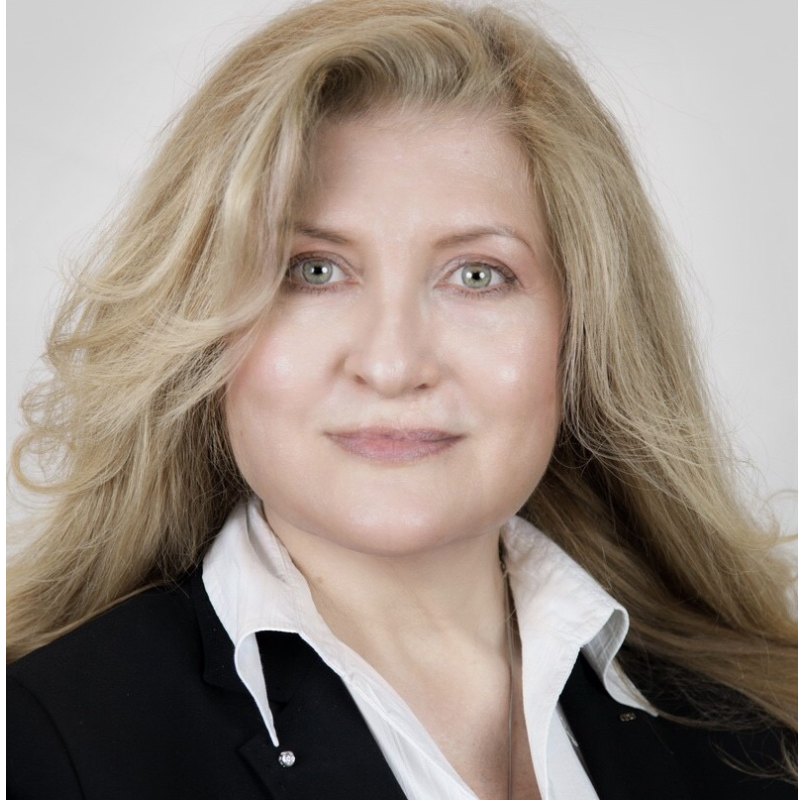  Helga Schuhmann-Weollek