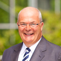  Thomas Hunsteger-Petermann
